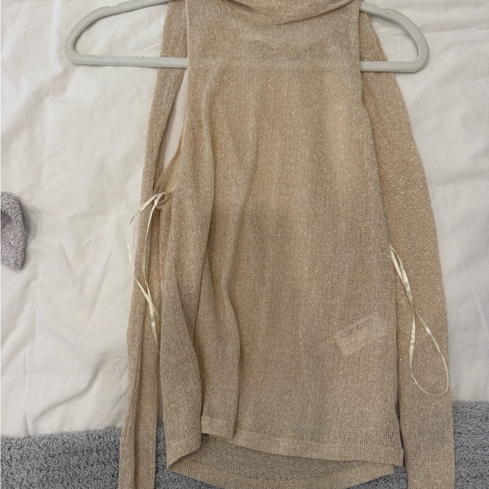 Gold top - Picture 10 of 11